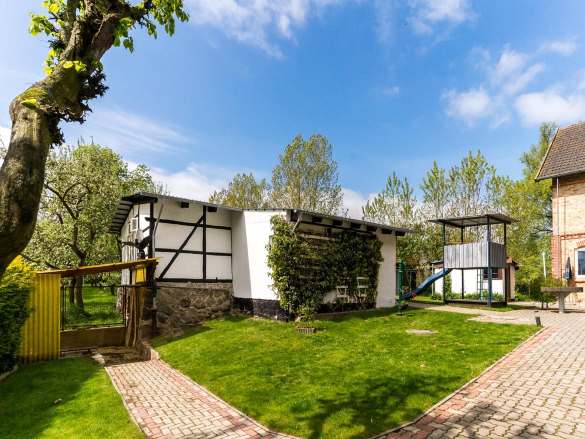 Lake View Apartment In Klein Pravtshagen With Garden Bagian luar foto