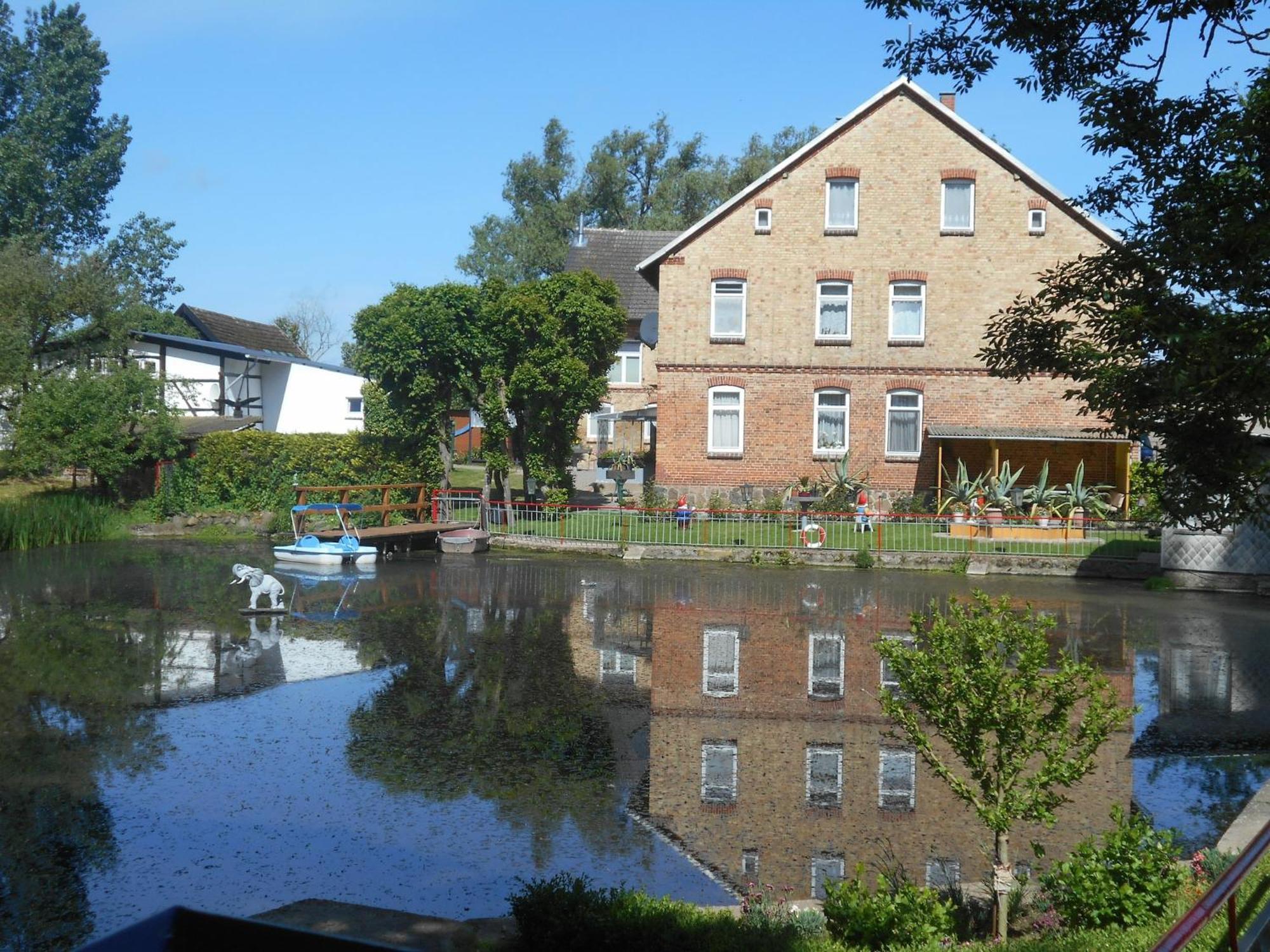 Lake View Apartment In Klein Pravtshagen With Garden Bagian luar foto